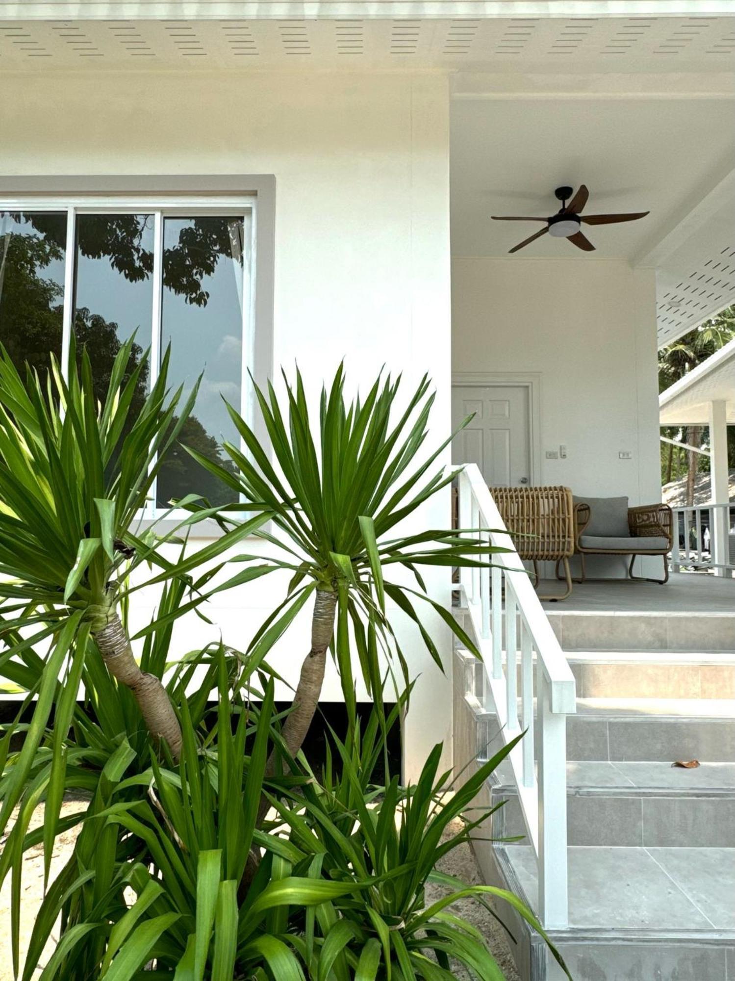 Sabaii Bay Resort Baan Tai Exterior foto